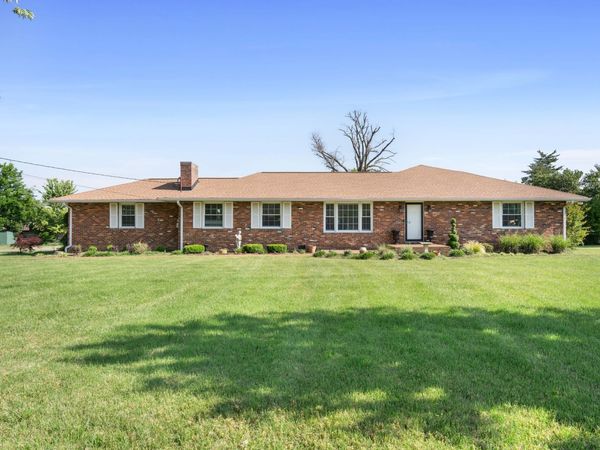 3013 Stanwyck Dr , Nashville, TN 37207