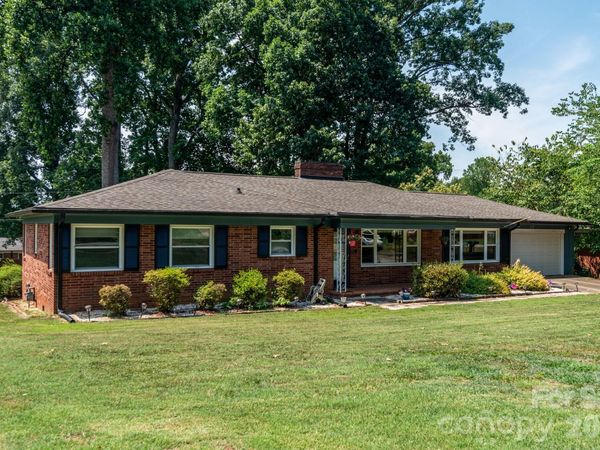 117 Rockwood Lane, Statesville, NC 28677