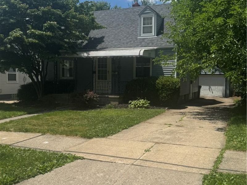 1646 Oakwood Avenue, Akron, OH 44301 Photo 2