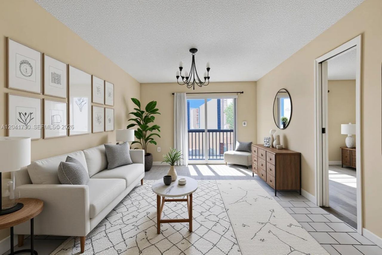 4805 NW 7th St, Unit 302-15, Miami, FL 33126 Photo