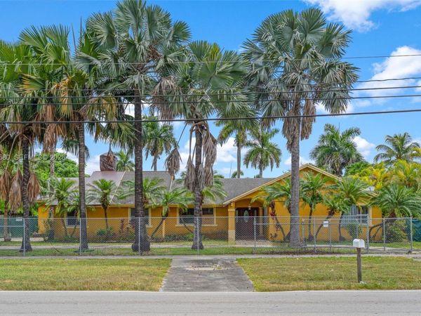 15979 SW 288th St , Homestead, FL 33033