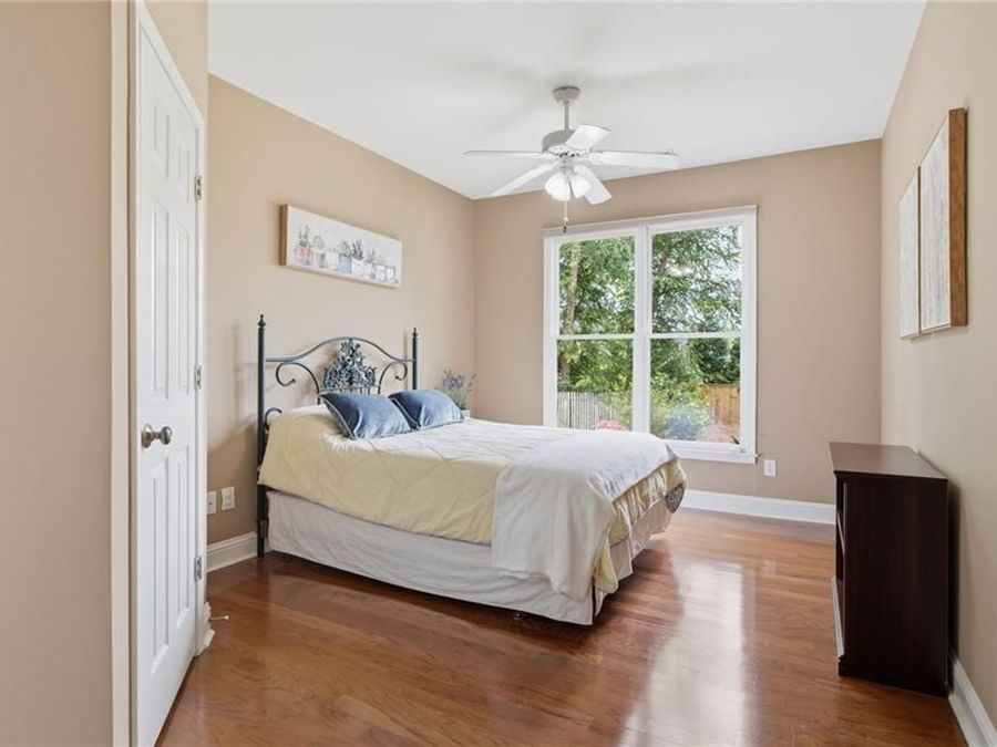 Property Image 28