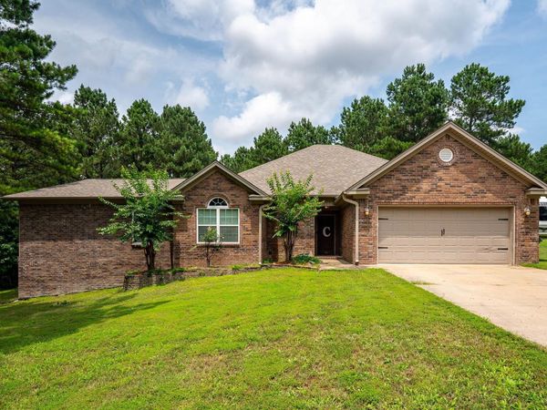 9006 Mars Hill Road, Bauxite, AR 72011