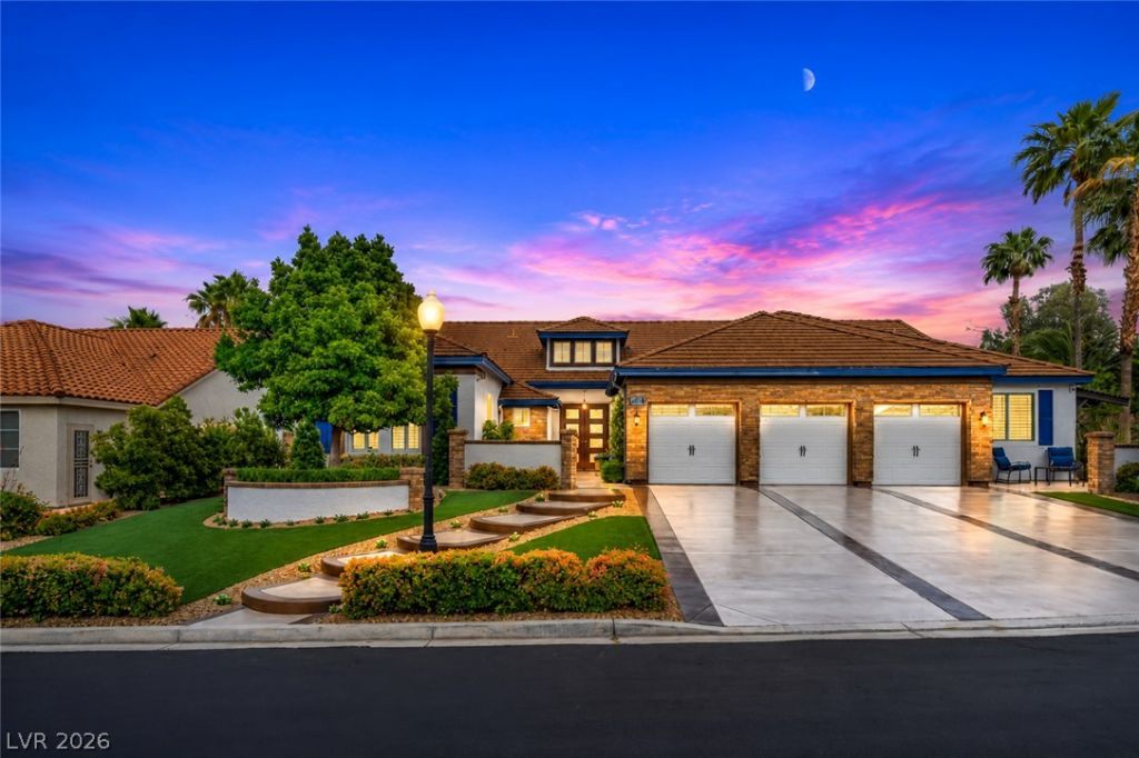 1516 Castle Wall Street, Las Vegas, NV 89117 Main Photo