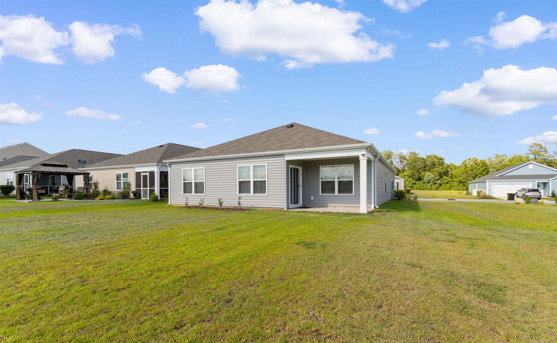 561 Woodland Farms Circle Photo 32