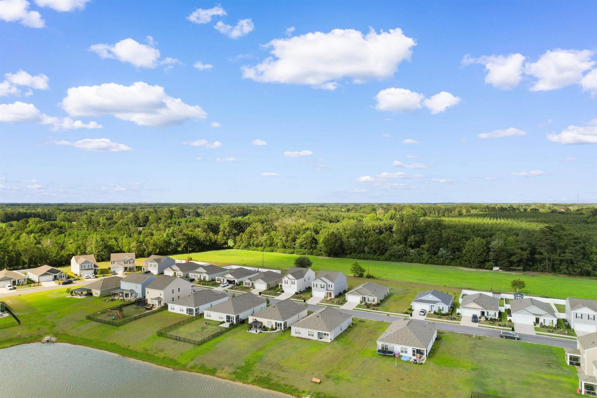 561 Woodland Farms Circle Photo 41