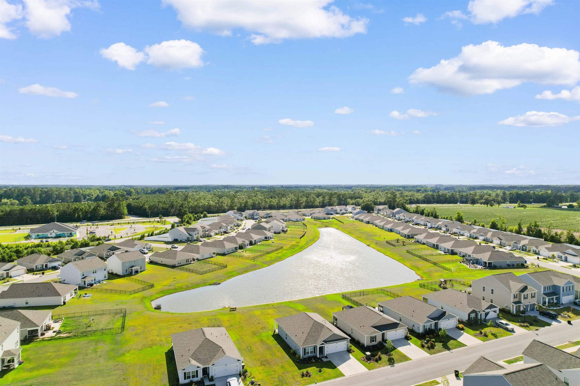 561 Woodland Farms Circle Photo 43