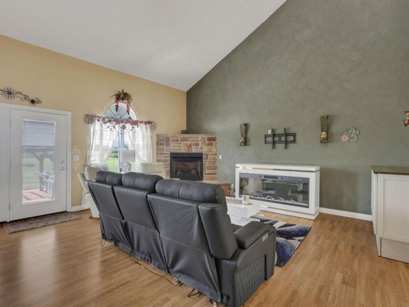5860 Gregg Road, West Jefferson, OH 43162 Photo 14