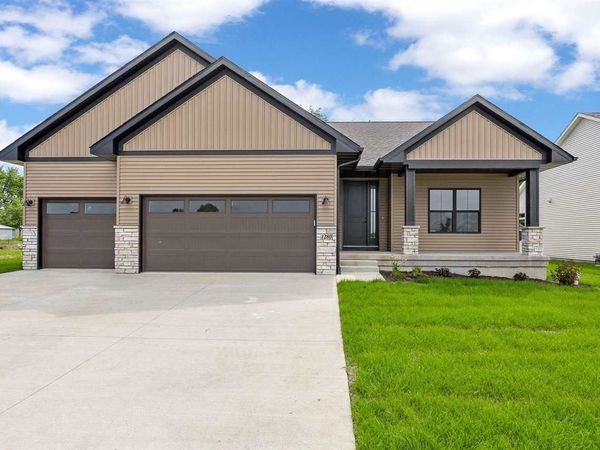 1280 Morrison St, North Liberty, IA 52317