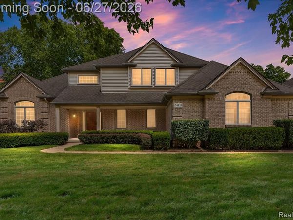 54138 Acadia Drive, Macomb Twp, MI 48042