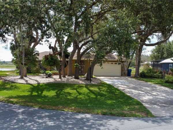 268 EASTPOINT COURT , SPRING HILL, FL 34606