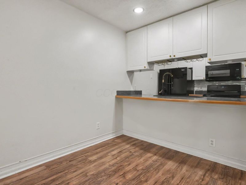 4696 Shalers Drive, Unit 52B, Columbus, OH 43228 Photo 7