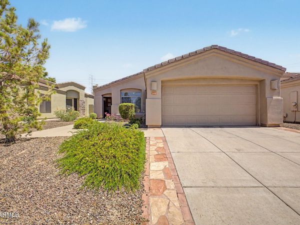 3901 E CARTER Drive, Phoenix, AZ 85042
