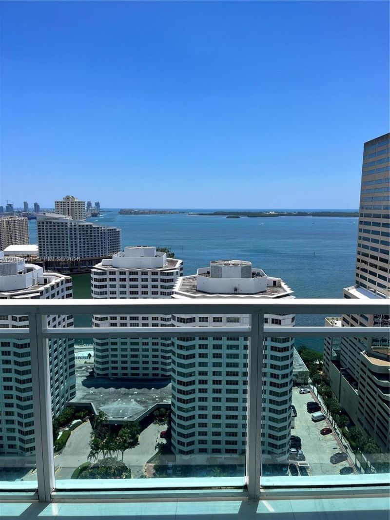 951 Brickell Ave, Unit 2704, Miami, FL 33131 Photo