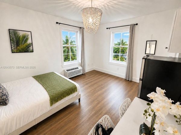 3025 Indian Creek Dr , Unit 322, Miami Beach, FL 33140