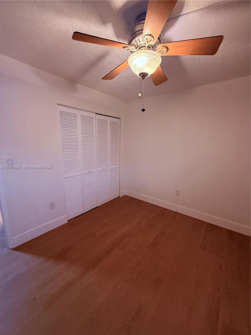 9909 NW 9th St Cir, Unit 4-3, Miami, FL 33172 Photo