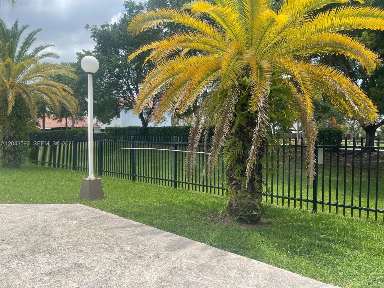 9909 NW 9th St Cir, Unit 4-3, Miami, FL 33172 Photo