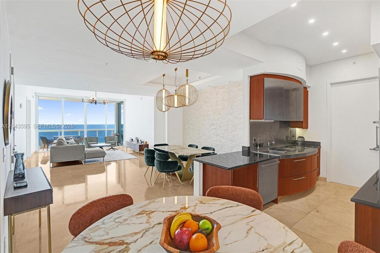 18101 Collins Ave , Unit 1607, Sunny Isles Beach, FL 33160 Photo
