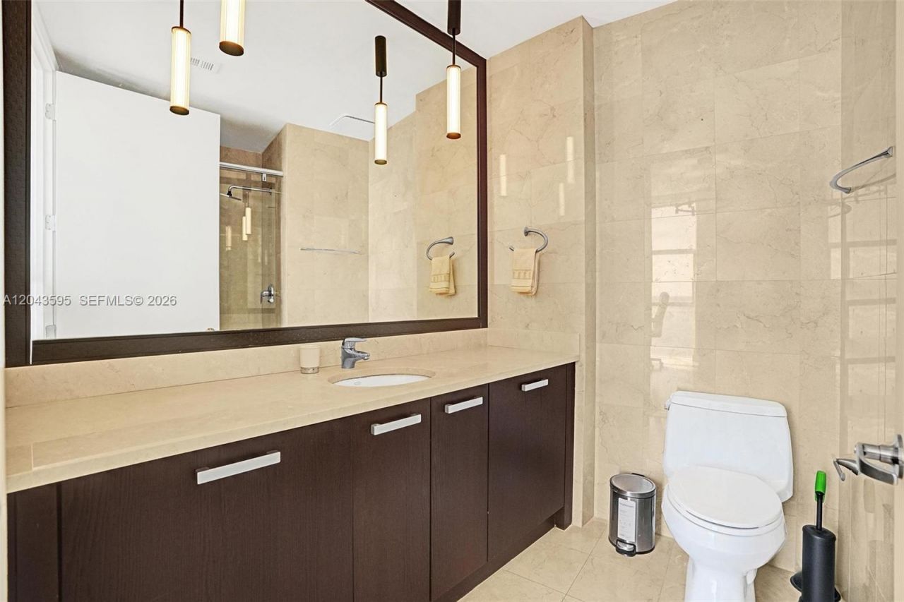18101 Collins Ave , Unit 1607, Sunny Isles Beach, FL 33160 Photo
