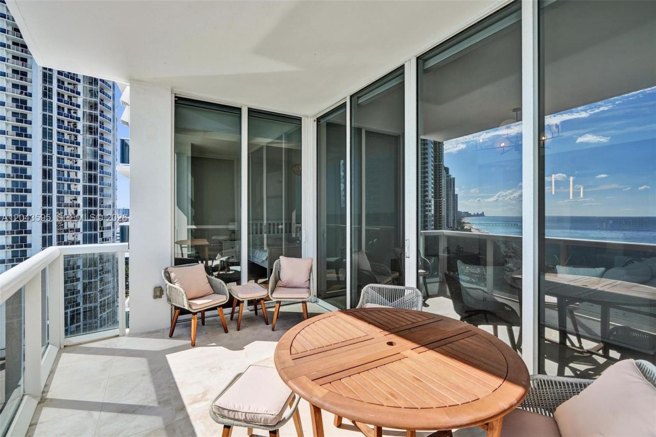 18101 Collins Ave , Unit 1607, Sunny Isles Beach, FL 33160 Photo