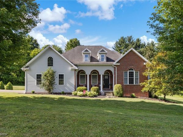 44260 Denise Lane , St Clairsville, OH 43950