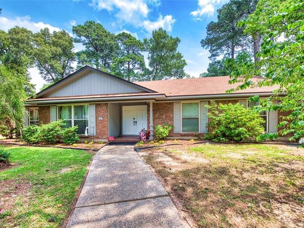 547 N Marlborough Circle , Shreveport, LA 71106