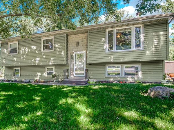 10317 N 486 E , Unit 6, DeMotte, IN 46310