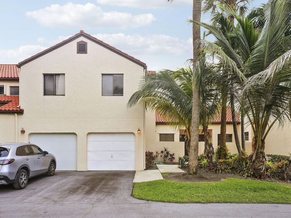 11 VÃ­a De Casas Sur, Boynton Beach, FL 33426