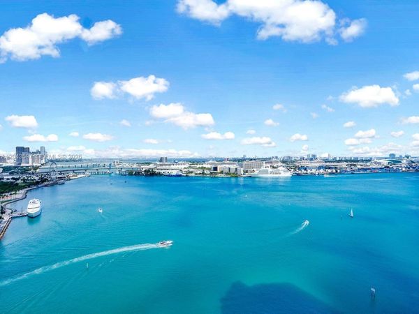 888 Brickell Key Dr , Unit 2412, Miami, FL 33131