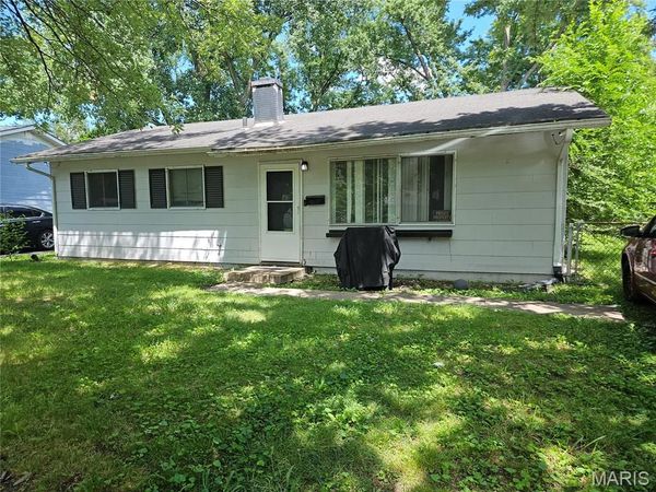 112 Saint Dorothy Drive, Cahokia, IL 62206