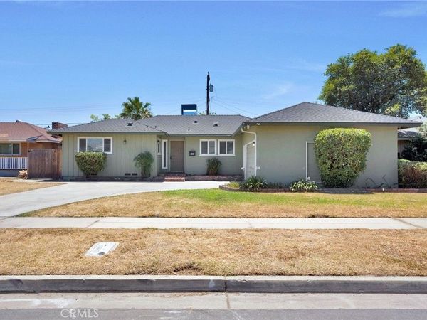 2938 E Willis, Fresno, CA 93726