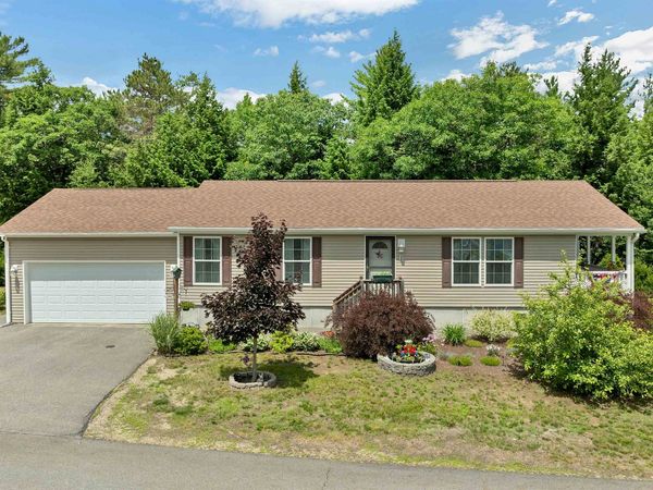 35 Mansfield Woods Way, New Hampton, NH 03256