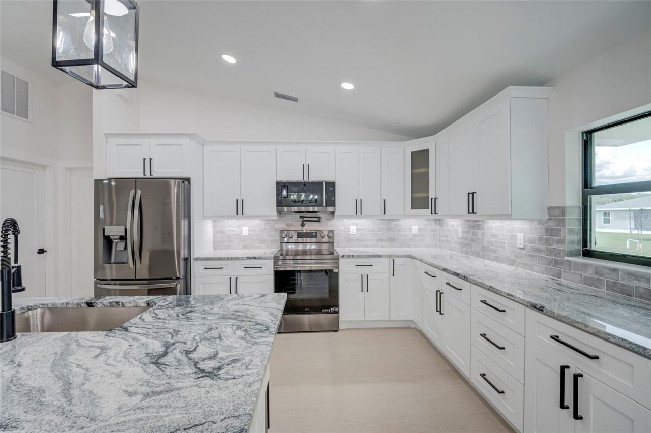 7042 Grove Boulevard, Punta Gorda, FL 33982 Photo