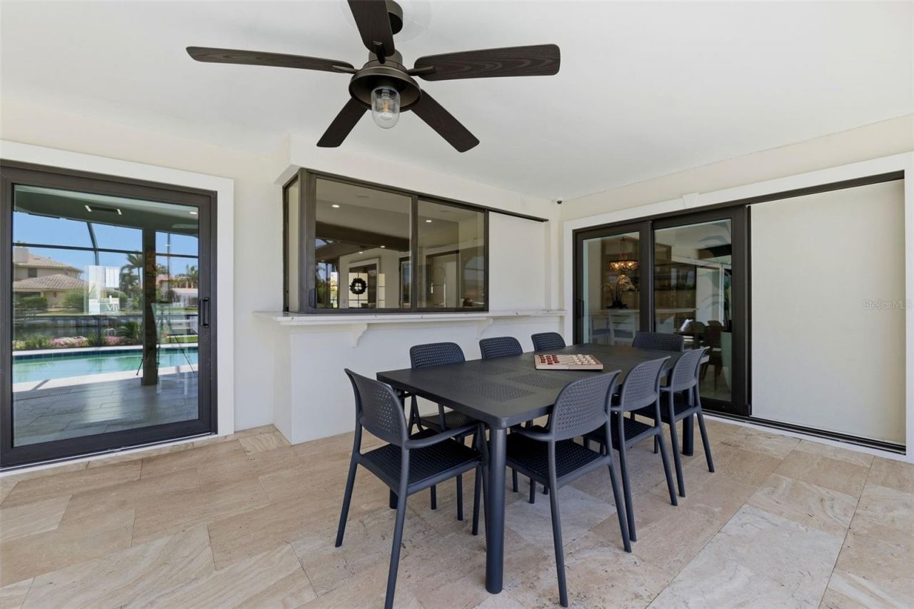 1974 Hawaii Avenue Ne, Saint Petersburg, FL 33703 Photo