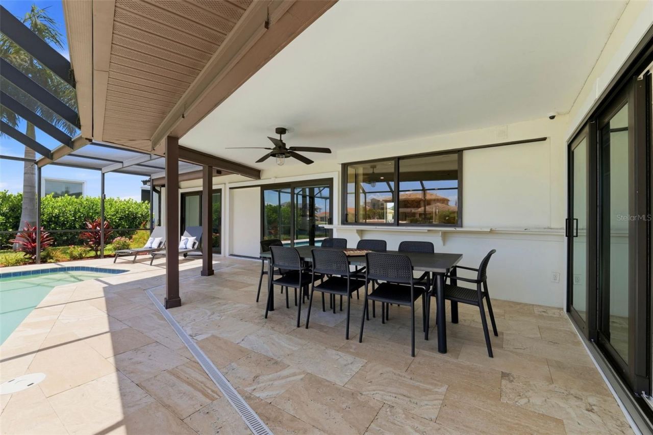 1974 Hawaii Avenue Ne, Saint Petersburg, FL 33703 Photo