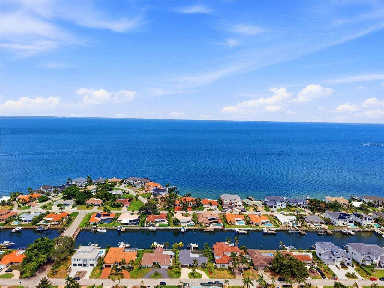 1974 Hawaii Avenue Ne, Saint Petersburg, FL 33703 Photo
