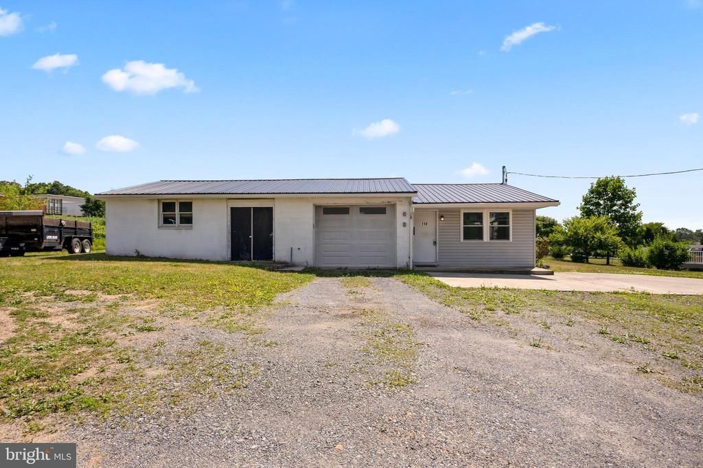 110 S BEECH STREET , FLEETWOOD, PA 19522
