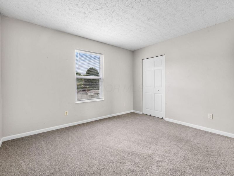328 Regency Avenue, Pataskala, OH 43062 Photo 24