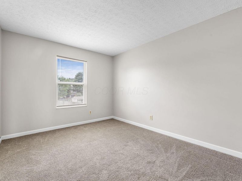 328 Regency Avenue, Pataskala, OH 43062 Photo 26