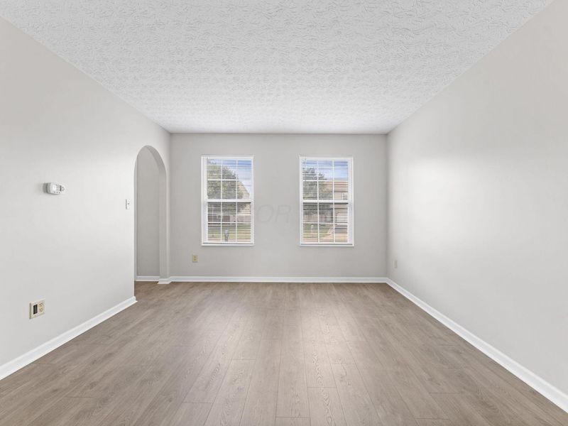 328 Regency Avenue, Pataskala, OH 43062 Photo 7