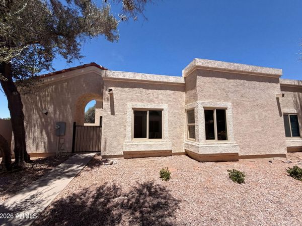 1111 W SUMMIT Place, Unit 28, Chandler, AZ 85224