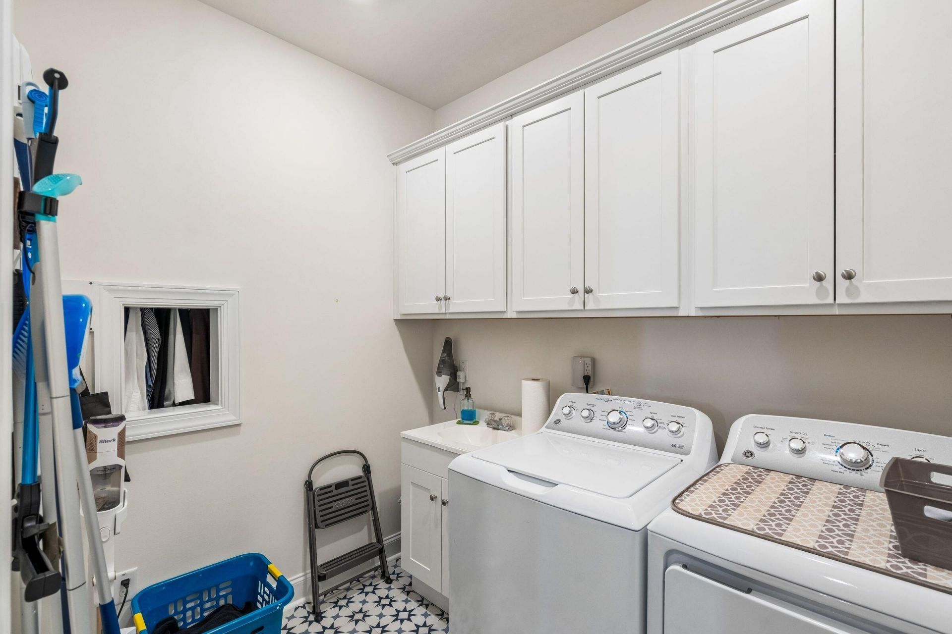 181 Huguenot Trail Photo 37