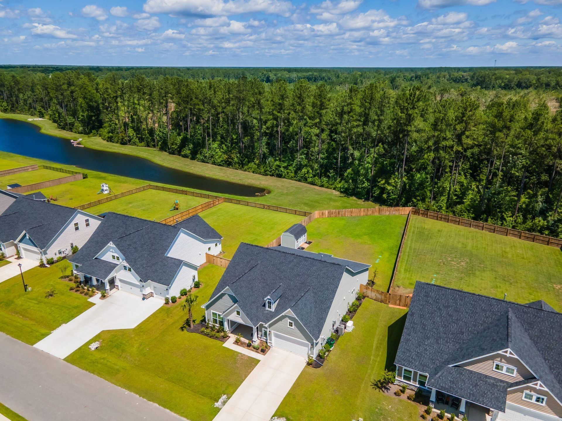 181 Huguenot Trail Photo 48