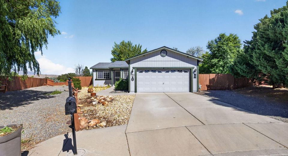 5471 Cabin Court, Sun Valley, NV 89433 Photo