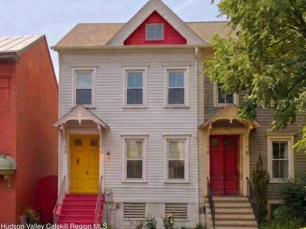 556 State Street, Hudson, NY 12534