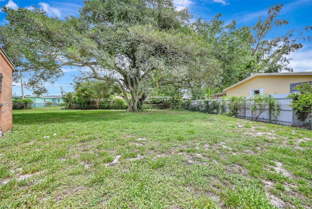16221 NW 18th Ct, Miami Gardens, FL 33054 Photo