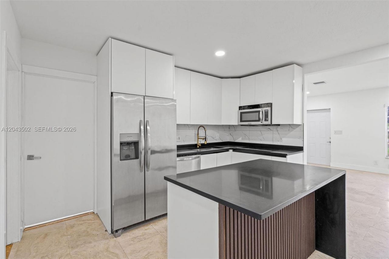 1521 NE 5th Ter , Fort Lauderdale, FL 33304 Photo