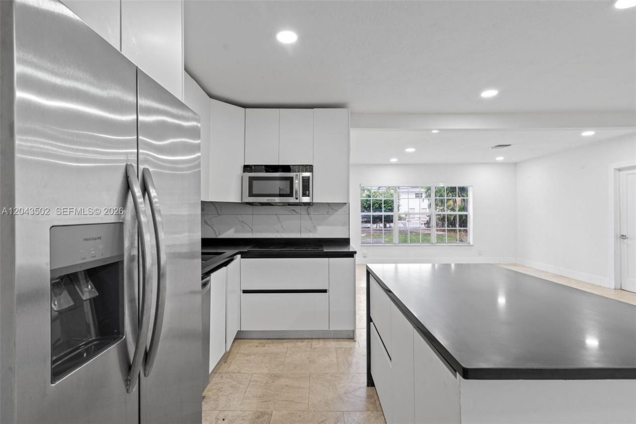 1521 NE 5th Ter , Fort Lauderdale, FL 33304 Photo