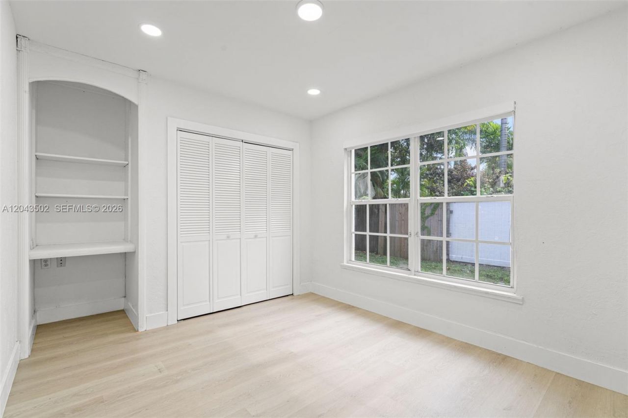 1521 NE 5th Ter , Fort Lauderdale, FL 33304 Photo