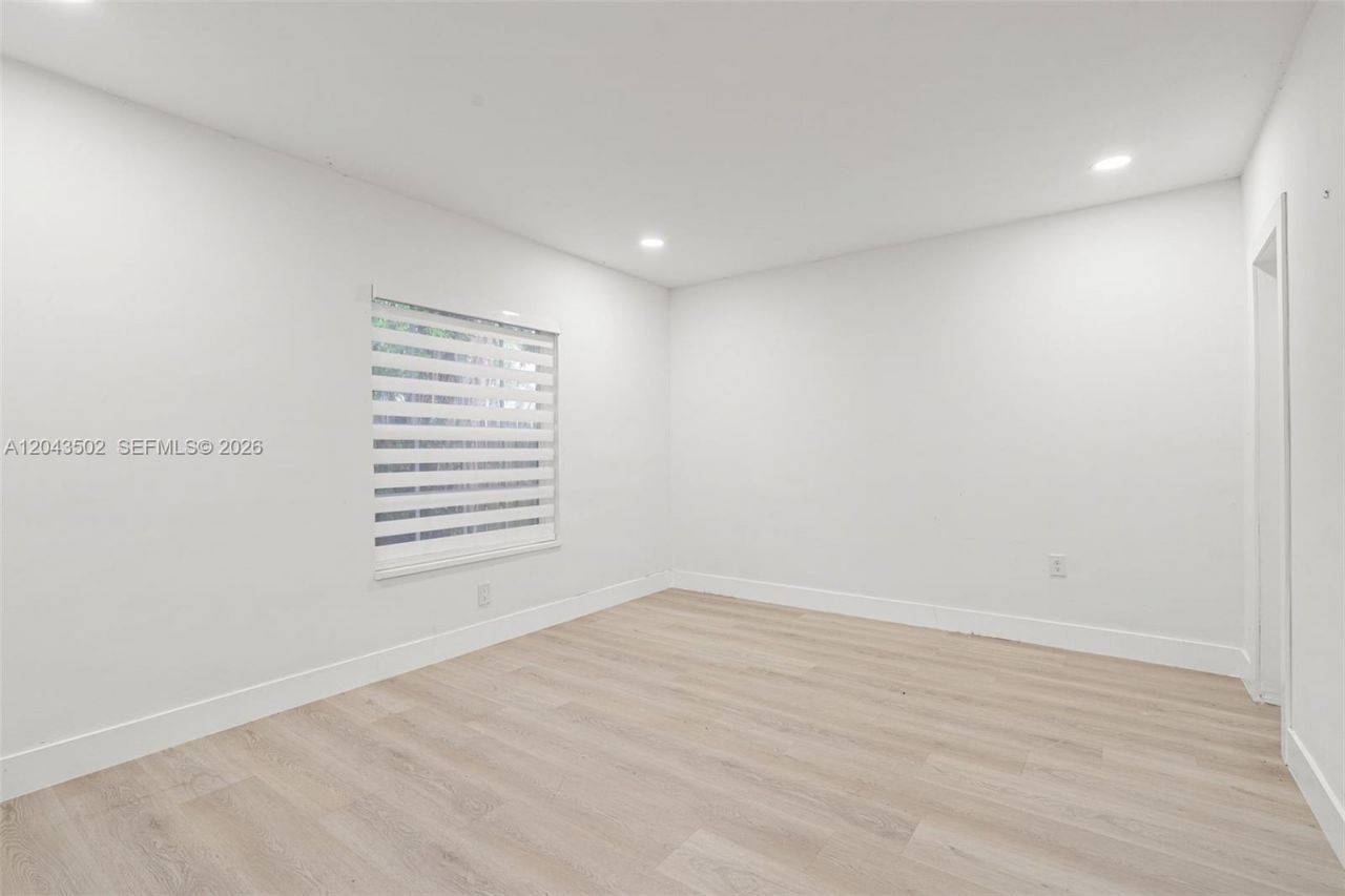 1521 NE 5th Ter , Fort Lauderdale, FL 33304 Photo